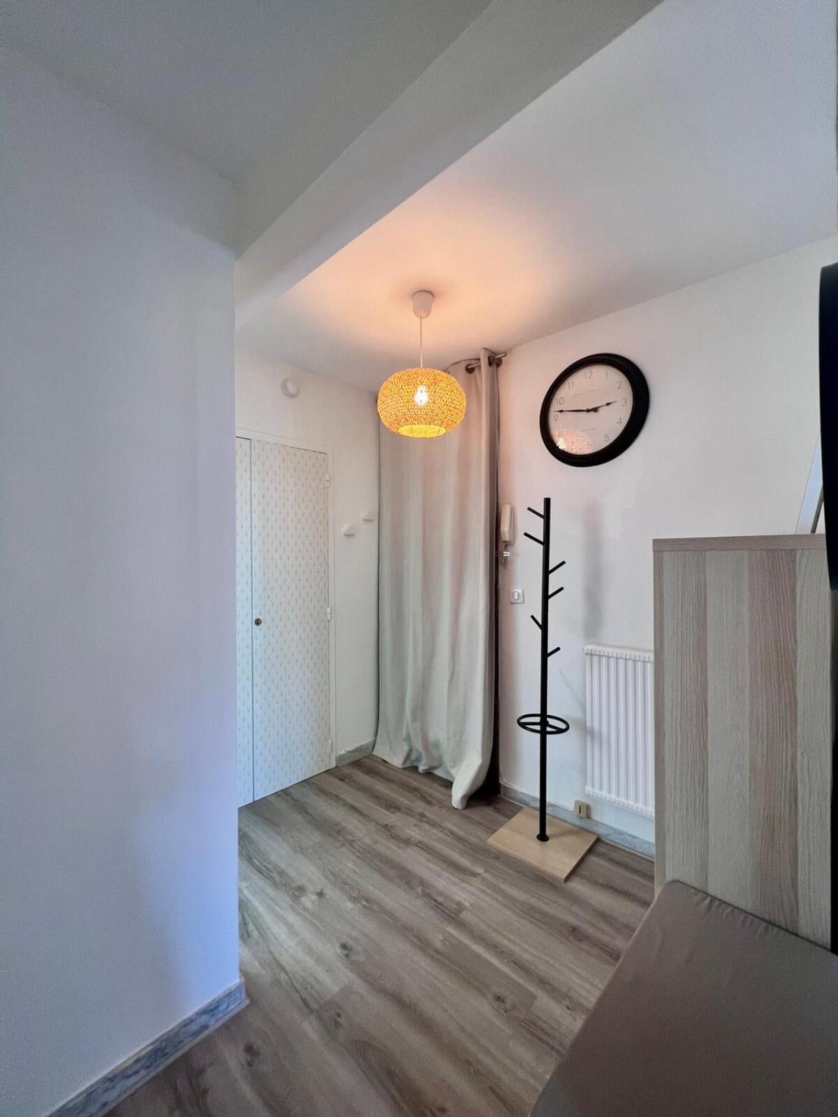 Casa Bert - T2 Avec Parking&Balcon En Centre Ville 布里夫拉盖亚尔德 外观 照片
